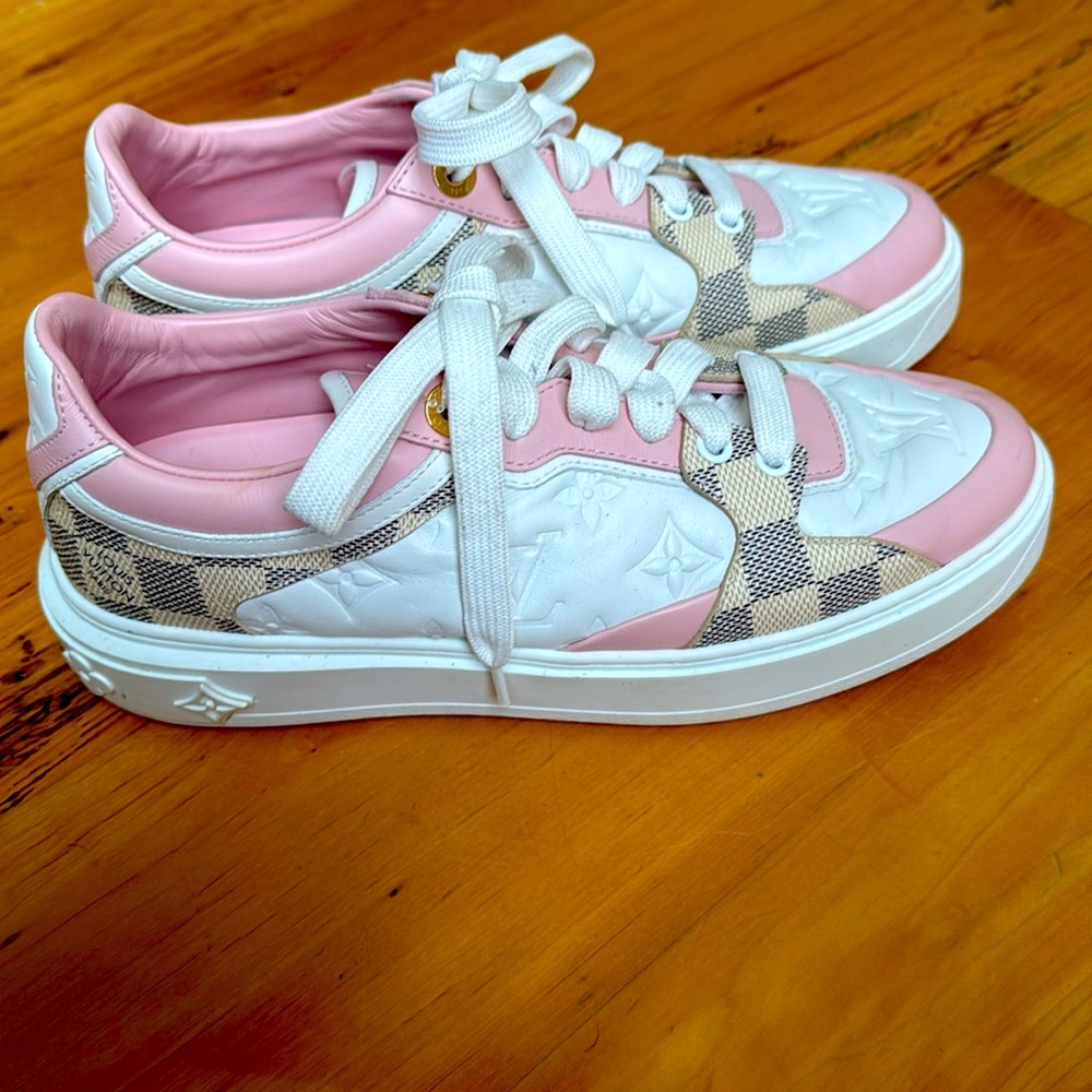 Louis Vuitton Time Out Sneakers